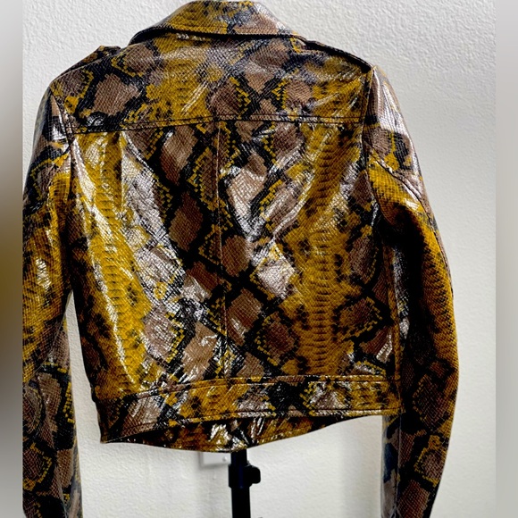 Jacket size Medium, beautiful color - Picture 4 of 6